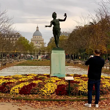 Entierement Renove Au Coeur De * Parigi